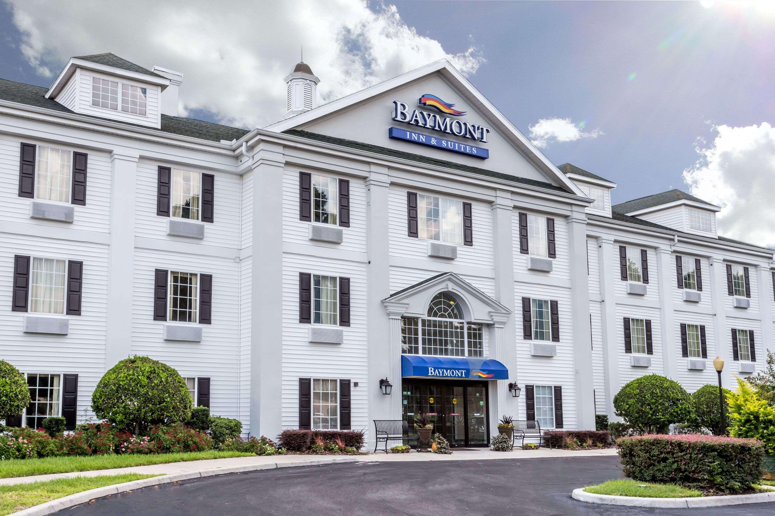 Baymont By Wyndham Lakeland Esterno foto
