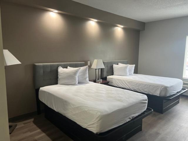 Baymont By Wyndham Lakeland Esterno foto